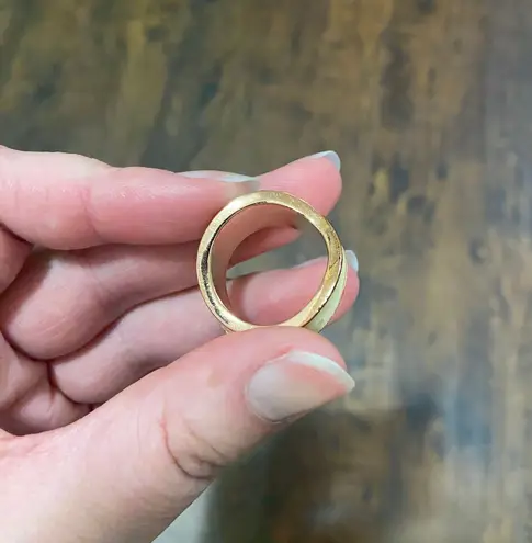 Cream Unique Ring Tan