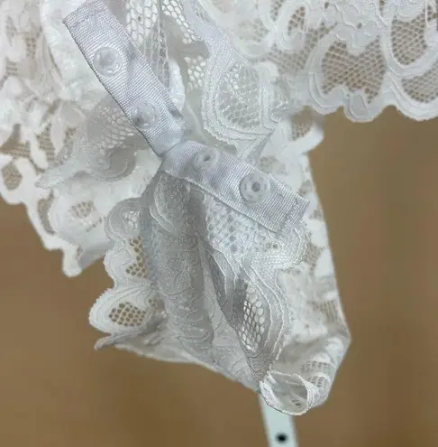 NEW OH LA LA CHERI 1X 2X LINGERIE JEANA WHITE LACE TEDDY SUIT DEEP V