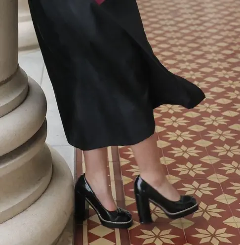 Steve Madden  Black Heels - Image 6