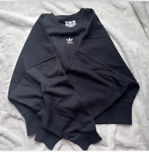 Adidas Sweatshirt