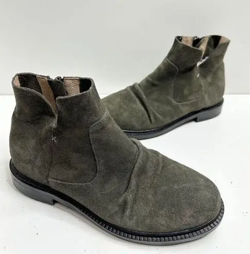 Kelsi Dagger  Boots Women Size 5 Olive Suede Latch  Ruched Ankle Booties NEW