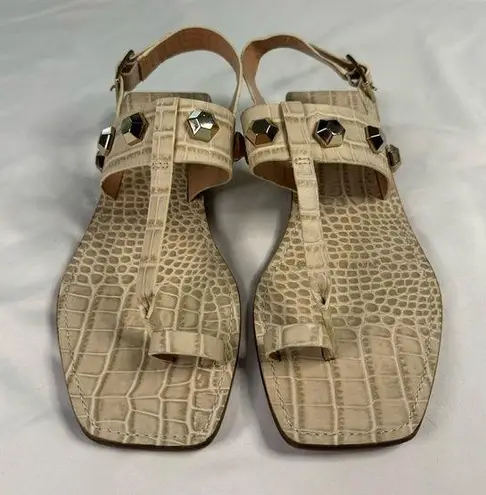 Vince Camuto NWOB  Size 8 White Reptile Dailette Thong Sandal Studded Ankle Strap