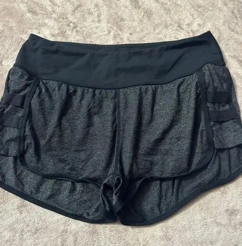 Lululemon  Women's Speed Up Lined Short Active Heather Gray  Size 6