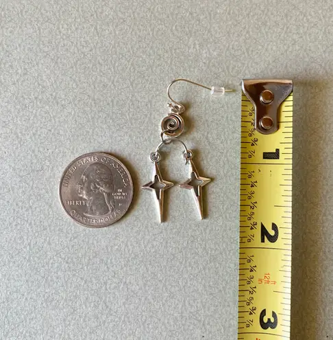 Handmade boho grunge style swirl spiral sparkle unique dangle earrings ⭐️🍃🌀