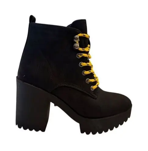 Seven7 Women's Black Combat Ankle Boots Size 7 Lug Sole Trendy Casual