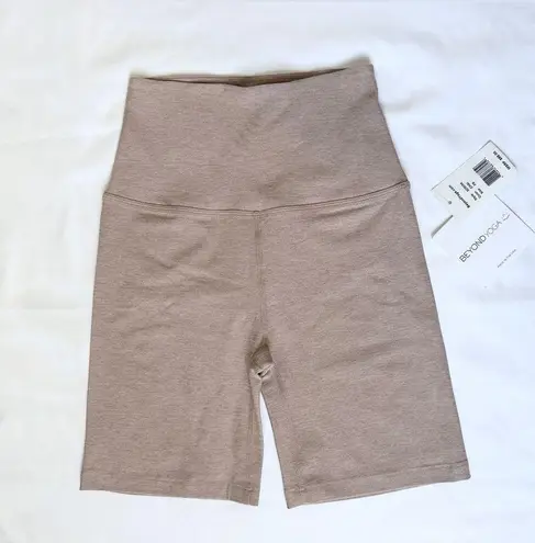 Beyond Yoga NWT Spacedye Keep Pace Biker Short - Chai - XS