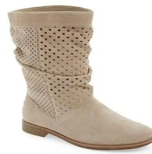 Toms  Serra suede slouch perforated boots Sz 6 A4