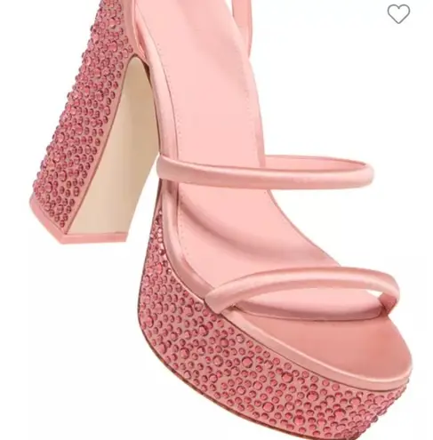 Cult Gaia platform heels. Fit 7