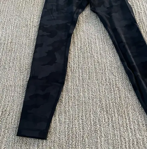 Lululemon Black Camo Wunder Under 21” Leggings