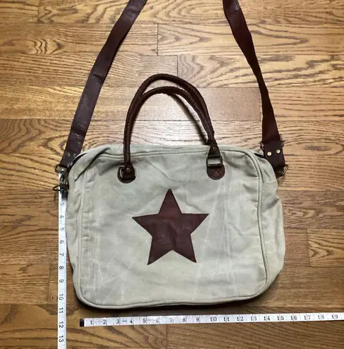 Primitive canvas purse. Tan