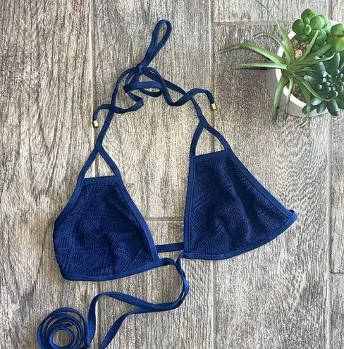 Vitamin A Serra Keyhole Wrap Bikini Top