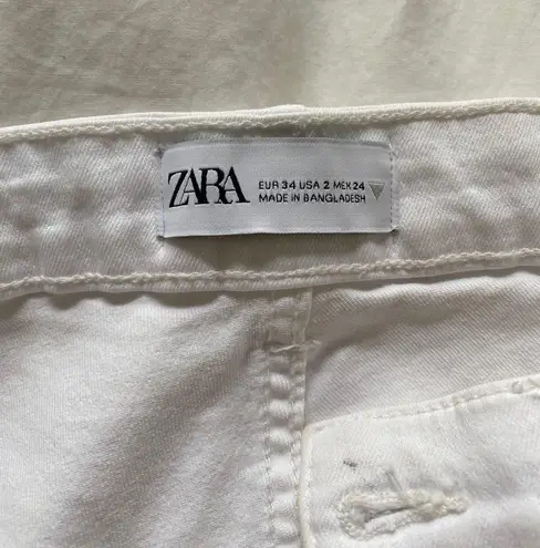 ZARA High Rise Slim Jeans In white