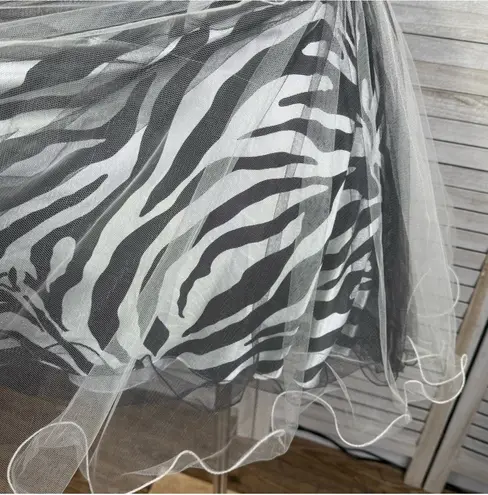 ATELIER ALYCE Zebra Print Tulle Mini Prom/Semi Formal Dress Black & White