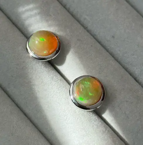 Brand New Natural Opal 9K Solid White Gold Sphere Bezel Settings Earrings/Studs Multiple