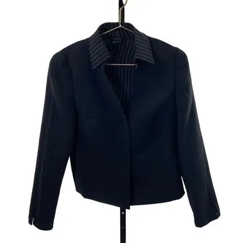 Akris Size 8 Black Blazer With Pinstripe Contrast Collar Quiet Luxury Academia