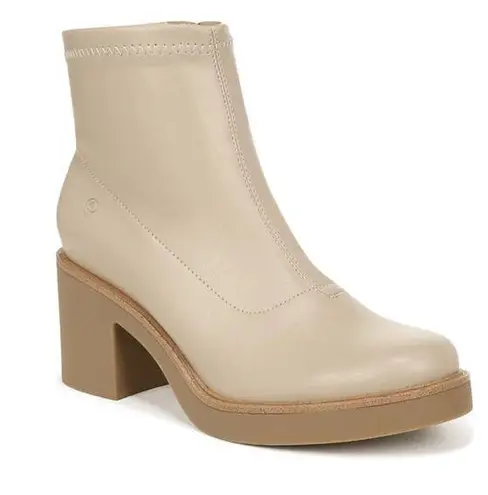 Life Stride NWT Remix Booties Color:Beige Faux Leather
