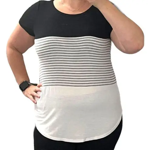 Filly Flair MEDIUM Colorblock Striped Short Sleeve Round Hem Tee T-Shirt