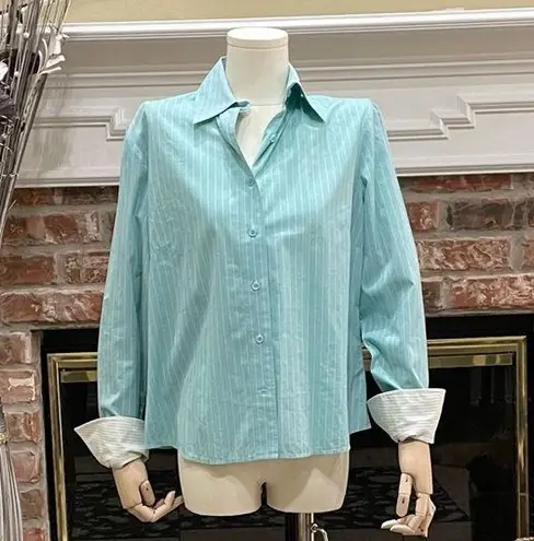 Façonnable light green business casual pinstriped top / XS / Excellent condition