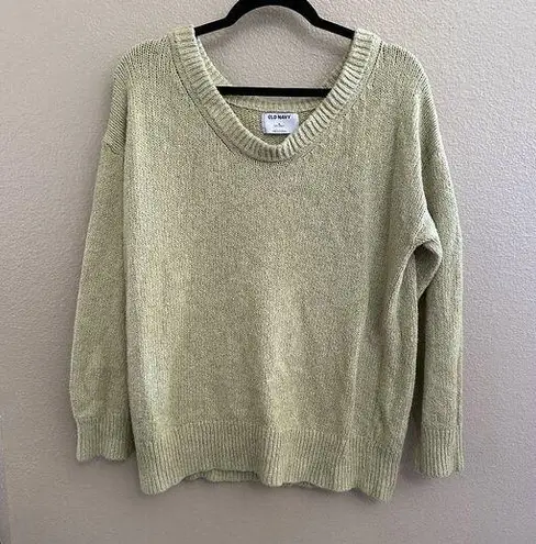 Old Navy  Light Green Sweater  Size Medium