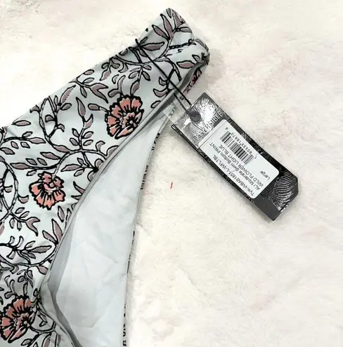 NWT Tavik Ali Moderate Swim Bottom in Light Blue Wild Flower Print