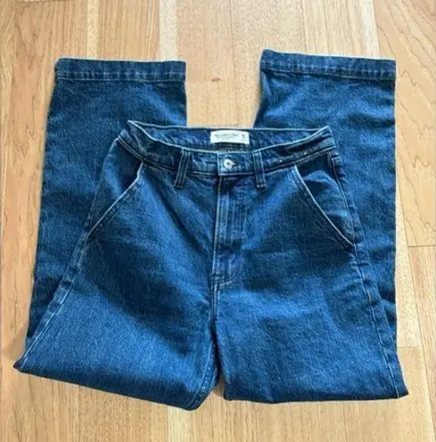 Abercrombie & Fitch High Rise 90s Relaxed Jeans