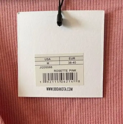 Rosette NWT Leia Pink Flounce Sleeve Crop Top