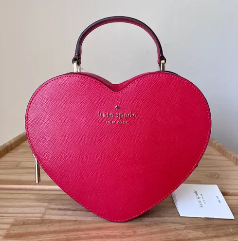 Pink heart kate spade crossbody new arrivals