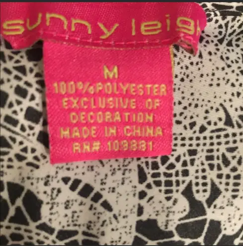 Sunny Leigh TOP SIZE M, EXCEL. COND. COMFY thumbnail 5