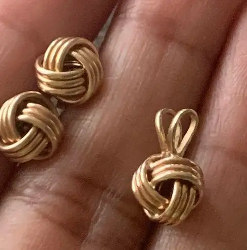 10k/14k Gold Earrings and Pendant Set