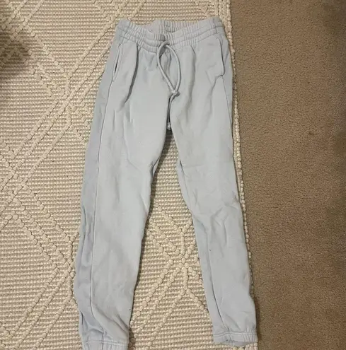 Aritzia Blue TNA Sweatpants. Size Small Tall