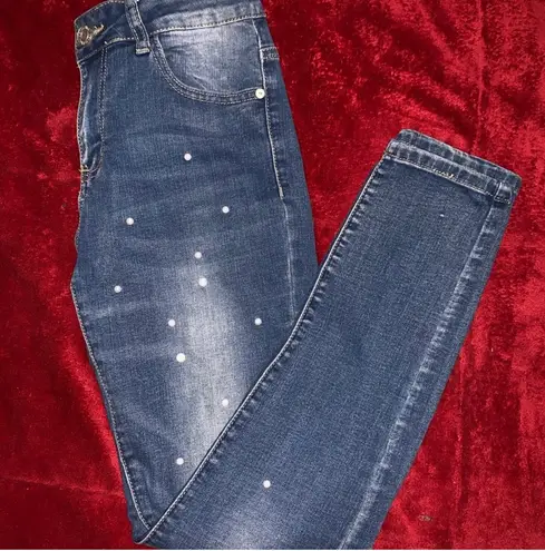 Denim Blvd Skinny Jeans With Pearls