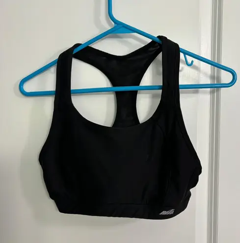 Avia Black Sports Bar, Sz M, has white spot shown in pics