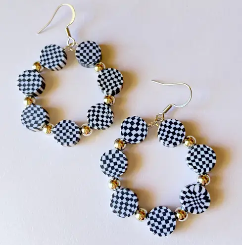 Handmade unisex black & white clay beads y2k Kawaii punk hoop earrings🖤🖤🖤