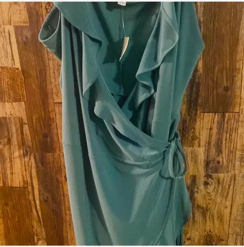 Bar III NWT  Plus Size Ruffled Sleeveless Wrap Midi Dress, green size 3X