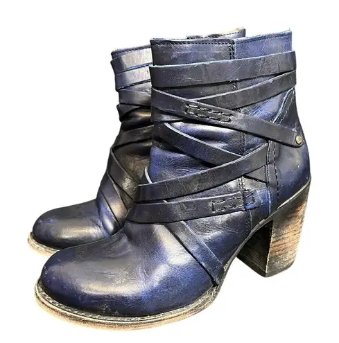 FREEBIRD by Steven Rare  Blue‎ Gem Booties Leather Distressed Moto Grunge Size 7 thumbnail 1
