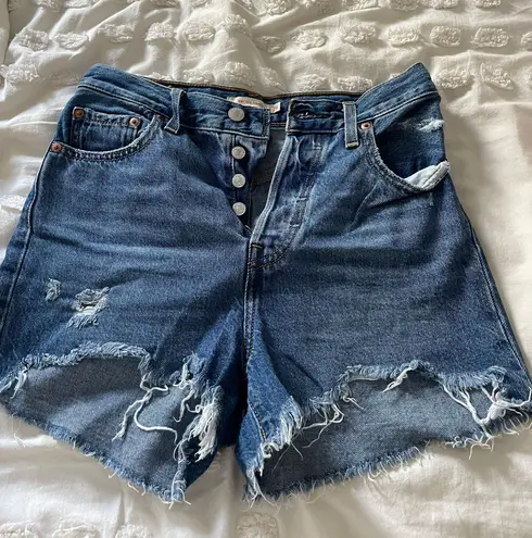 Levi's Ribcage Shorts