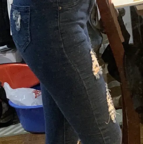 Stradivarius Blue Jean And One Free! 2x1
