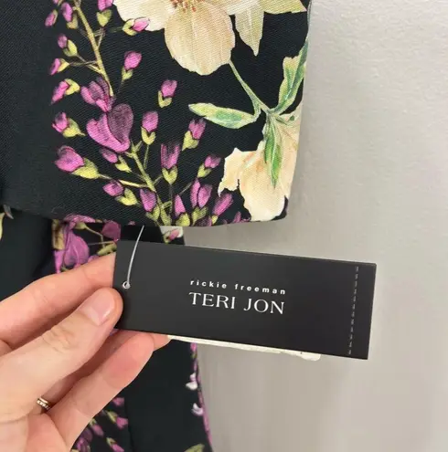 NWT Teri Jon by Rickie Freeman Off The Shoulder A