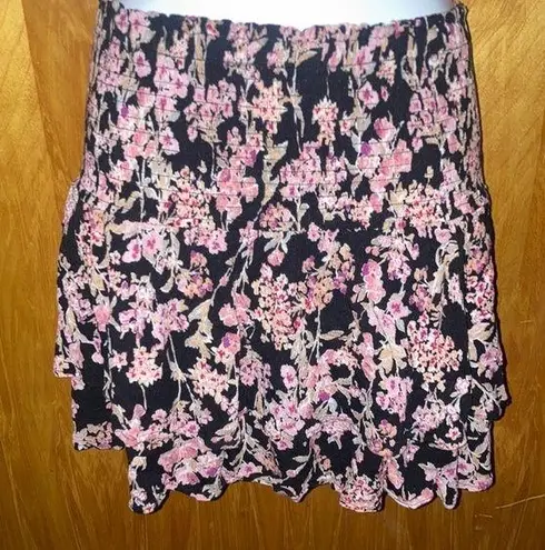 Black & Pink CBrand Floral Mini Tiered Skirt