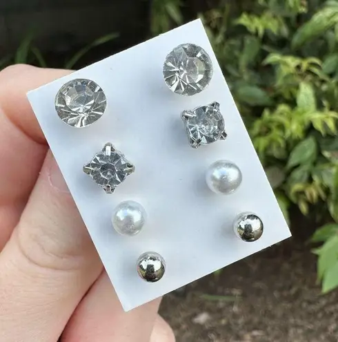 4 Pairs Silver Faux Diamond/Pearl Stud Earrings