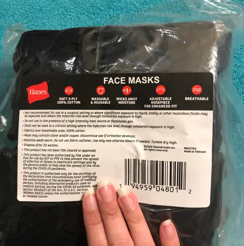 Hanes fabric face masks - 5 pack