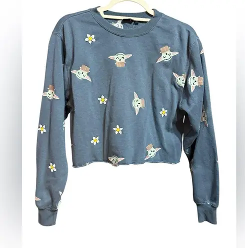 Star Wars Grogu Baby Yoda Cropped Sweatshirt Daisy Print Cozy Cute Blue Top M