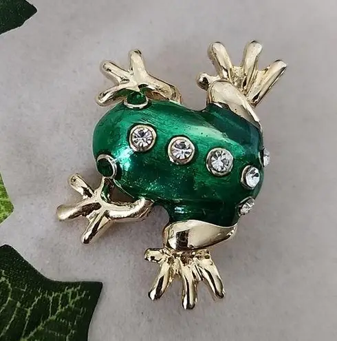 Gold and Green Enamel Frog Brooch Pin