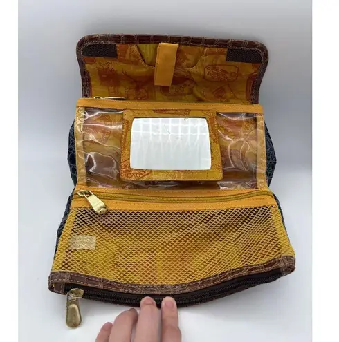 Samantha Brown Crocodile Embossed Clutch Wallet Faux Leather 2