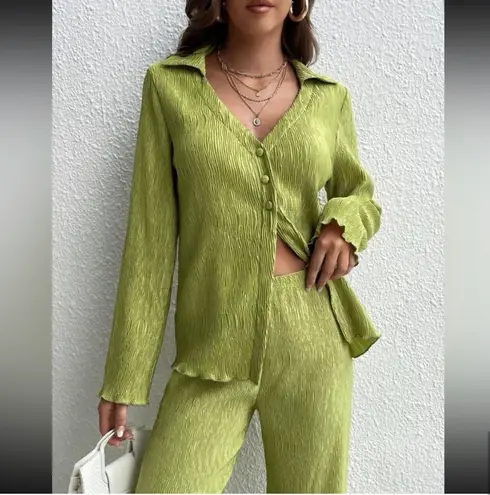 Button Front Lettuce Trim Top & Wide Leg Pants Set Green Size M