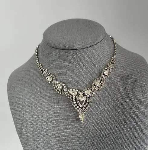 Weiss I Mean… Stunning! Vintage Sparkly Rhinestone Choker Necklace Amazing!