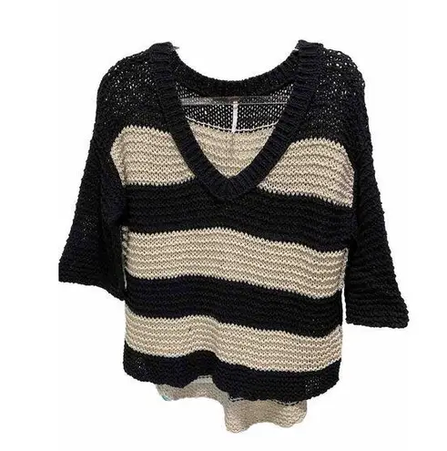 Free People  Open Knit Black Tan 1/2 Flare Sleeve Oversized Sweater‎ Size Small