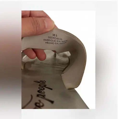 Free People  Toe Loop Slide Silver Metallic Leather EU 38.5 thumbnail 4