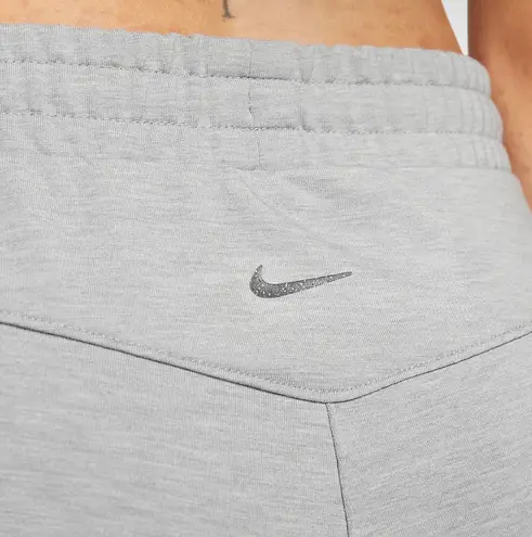 Nike Yoga Dri-Fit 7/8 Fleece Joggers