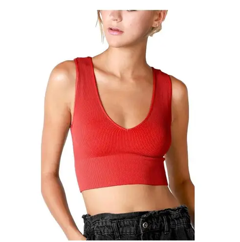 NIKIBIKI Cropped Seamless Top